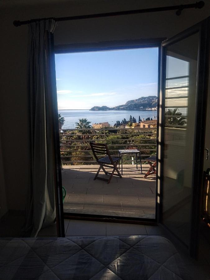 Lube Beach Home Letojanni Bagian luar foto