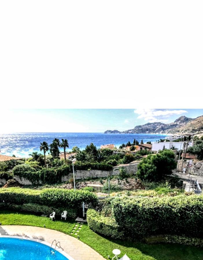 Lube Beach Home Letojanni Bagian luar foto