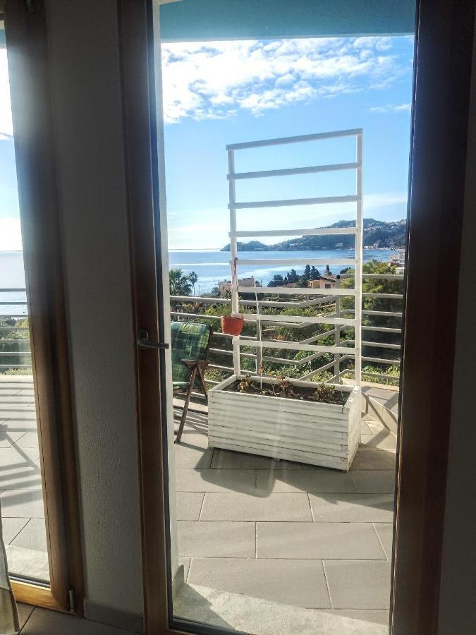 Lube Beach Home Letojanni Bagian luar foto
