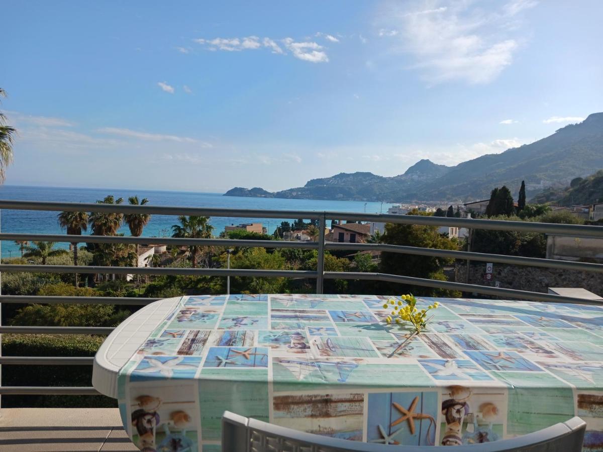 Lube Beach Home Letojanni Bagian luar foto